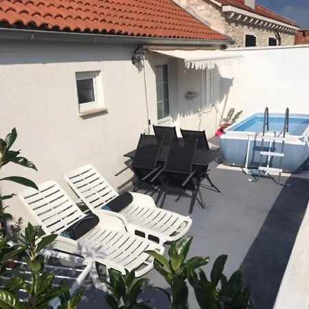 Glavica Apartment *